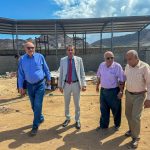 الوكيل الغتناني يتفقد سير عمل مشروع إعادة تأهيل المحجر البيطري في عدن