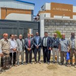 محافظ لحج الحالمي ووكيل وزارة الزراعة والقائمَ بأعمال الممثل المقيم لمنظمة(الفاو) في اليمن يطلعوا على مشاريع تنموية زراعية بالمحافظة