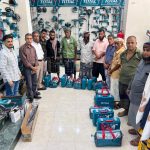 برعاية الوزير السقطري:  هيئة مصائد خليج عدن توزع حقائب معدات صيانة متكاملة للصيادين في عدن