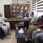 الأمين العام لمحلي المهرة يلتقي المستشار الفني لوزارة الزراعة ويرأس اجتماعاً تنسيقياً لمناقشة مشاريع التنمية الزراعية والبيئية والسمكية بمديرية حوف