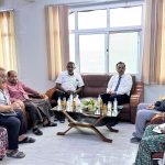 وكيل وزارة الزراعة والأسماك لقطاع خدمات الإنتاج والتسويق السمكي يلتقي قيادة الهيئة العامة للمصائد السمكية في البحر العربي