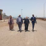 وفد البرنامج الإنمائي للأمم المتحدة يتفقد ميناء الاصطياد السمكي بعدن ويطلع على سير أعمال إعادة تأهيله